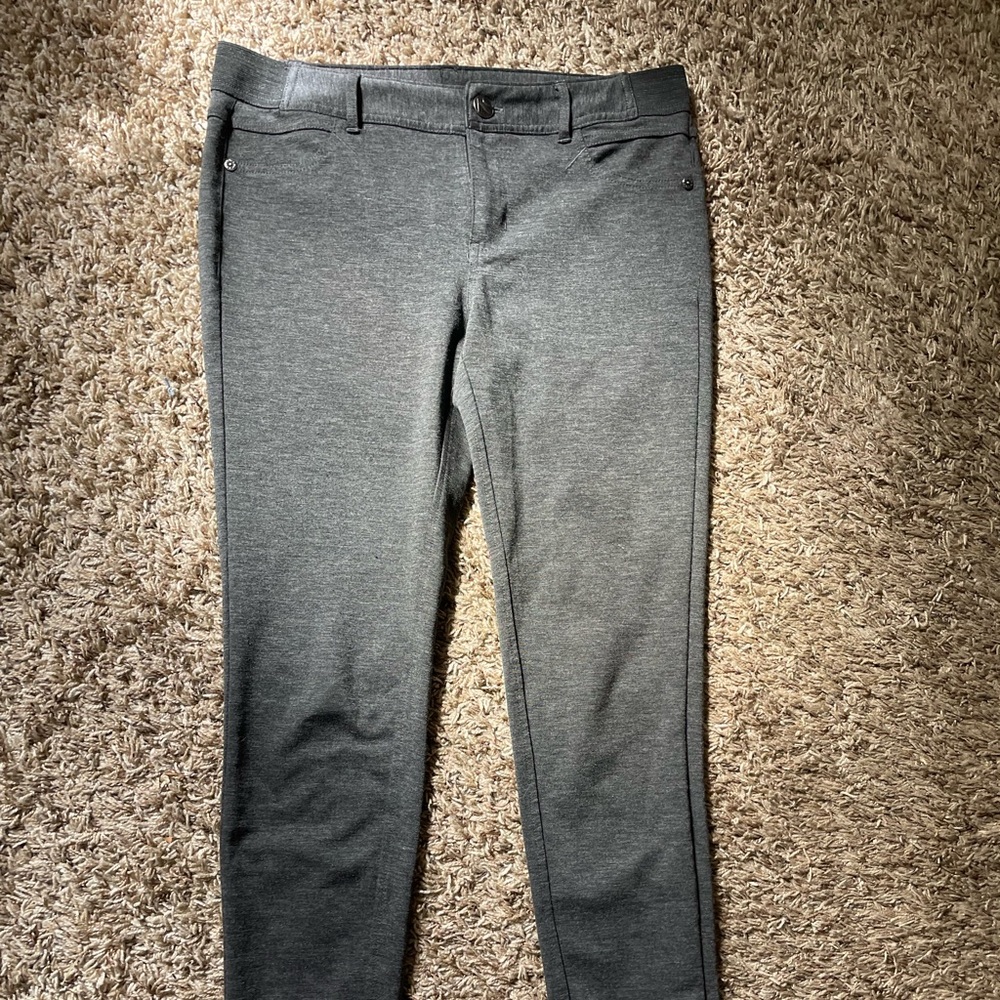Vera Wang charcoal trousers.  Excellent condition.